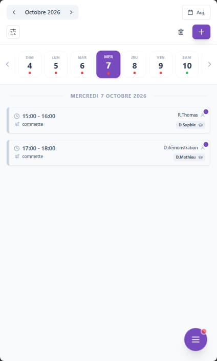 Planning du jour sur téléphone : choix de la date et créneaux disponibles.